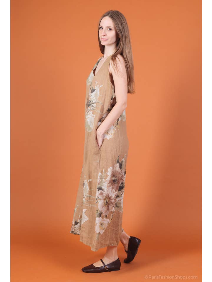 Shyloh - Wholesale Onesie - Women's - Flowy long dress with floral print and straps 2059931