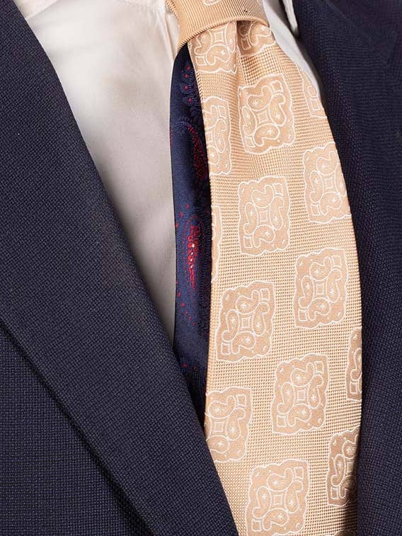 Light Beige Tie with White Medallion Pattern and Contrasting Beige Paisley Knot N1225 for wholesale by Graffeo Cravatte