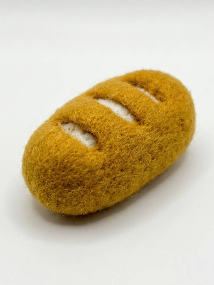 Handmade Baguette Magnet for wholesale by Woobbi