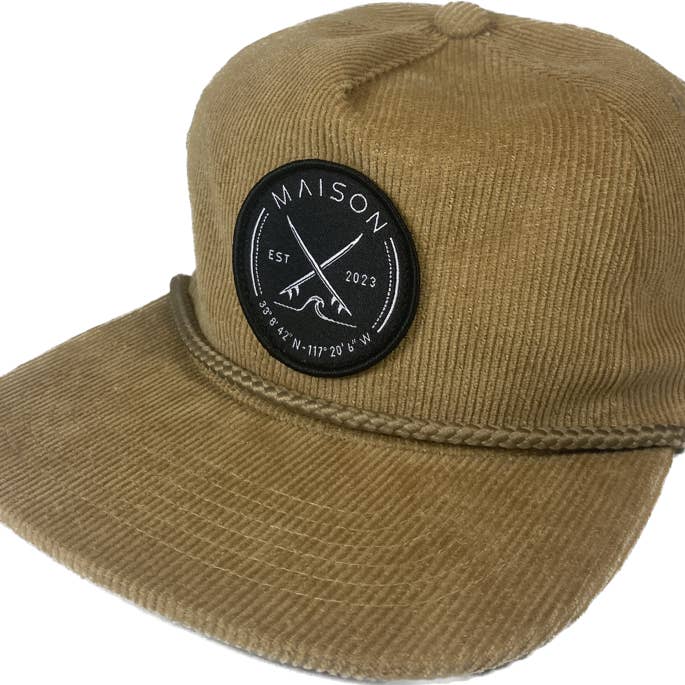 Casquette à bouton-pression en corde unisexe Maison Corduroy avec écusson personnalisé pour la vente par Maison Apparel