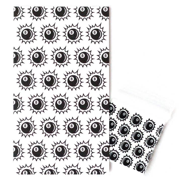 Carte de mini boîtier à huit boules avec sac de dime assorti pour la vente par Smitten Kitten