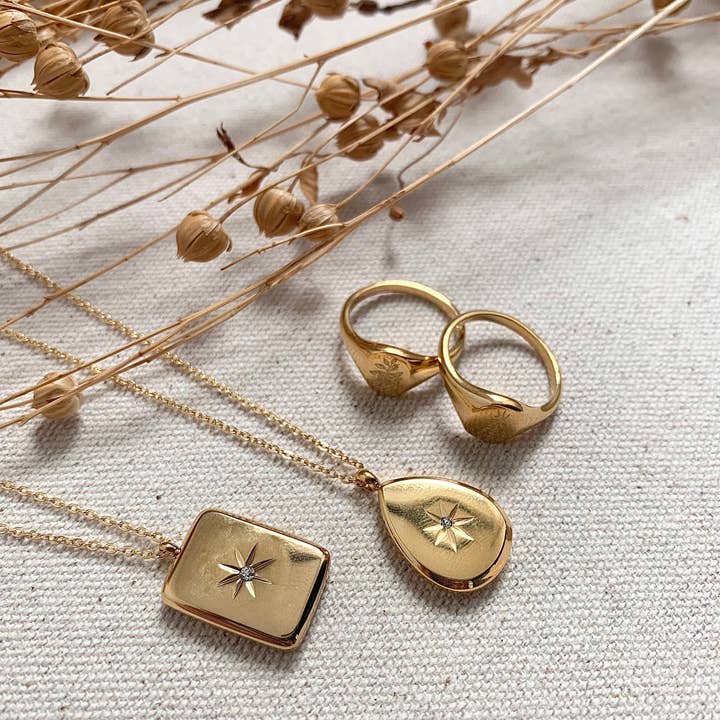 Little Nell Jewellery - Wholesale Pendant/Charm Necklace - 18k Gold Plated Waterproof Solid Star Embossed Pendant Necklace