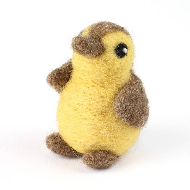 Hawthorn Handmade - Wholesale DIY Craft Kit - Duckling Mini Needle Felting Kit | Complete Craft Kit