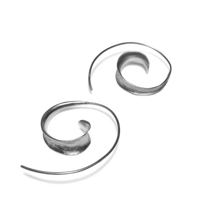 Wax oorringen voor wholesale door Anaïs BEARD