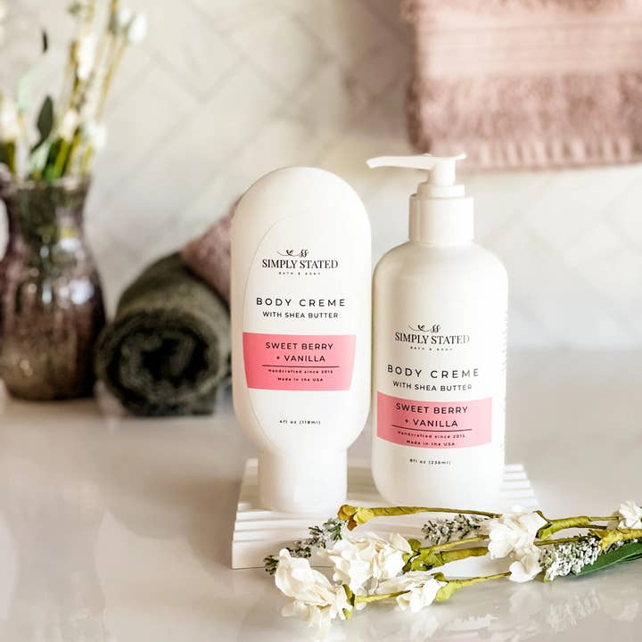 Crème pour le corps Baies sucrées et vanille | Lotion hydratante au karité pour la vente par Simply Stated Bath & Body