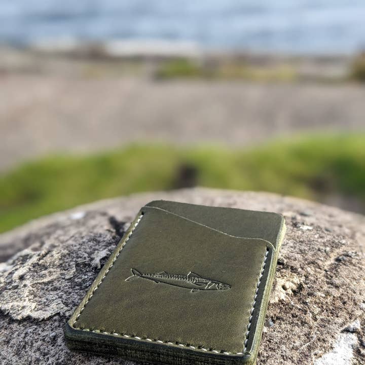 J Boult Designs – wholesale Wallet - Men’s – Sea fishing mackerel leather card wallet4