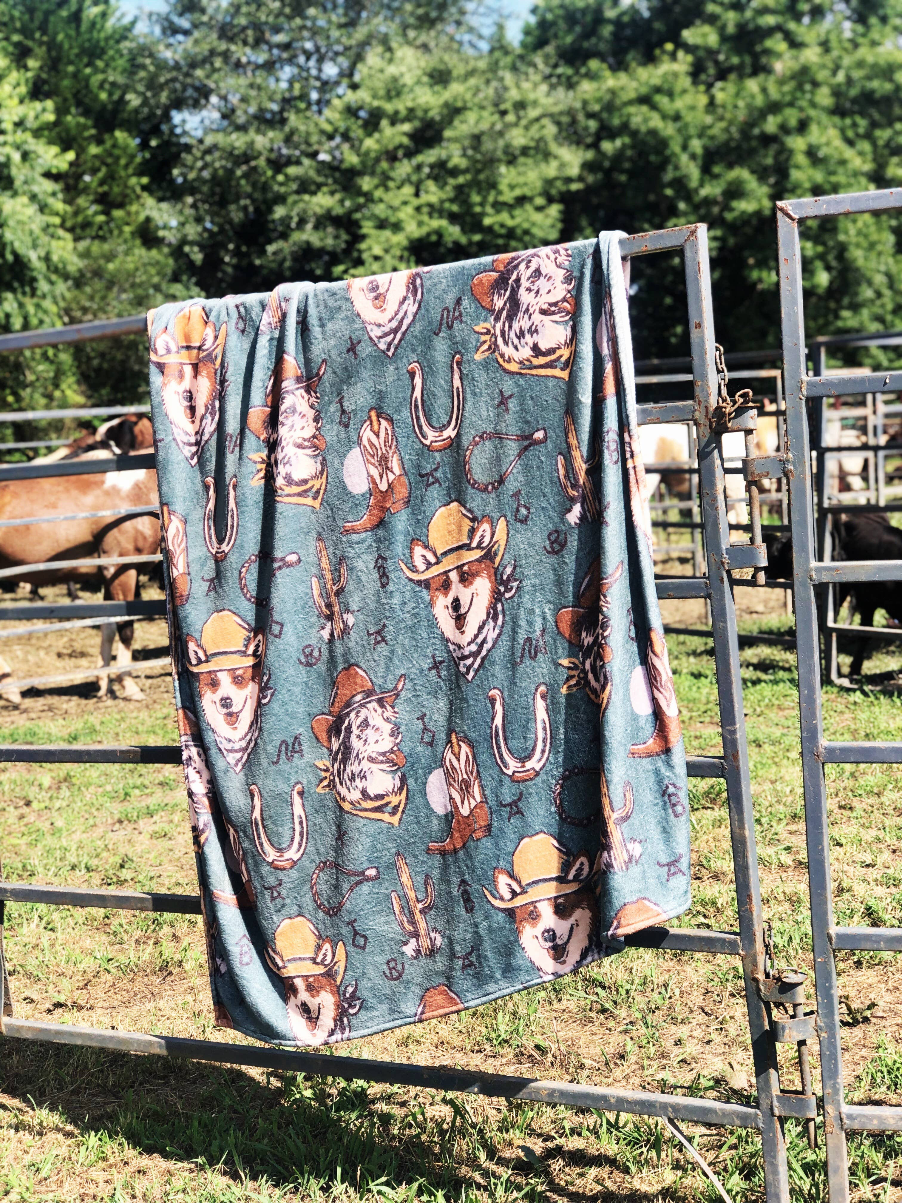 Rafter B Leather – wholesale Prydnadsfilt – Mjukt XL western-filt med sherpa-baksida4