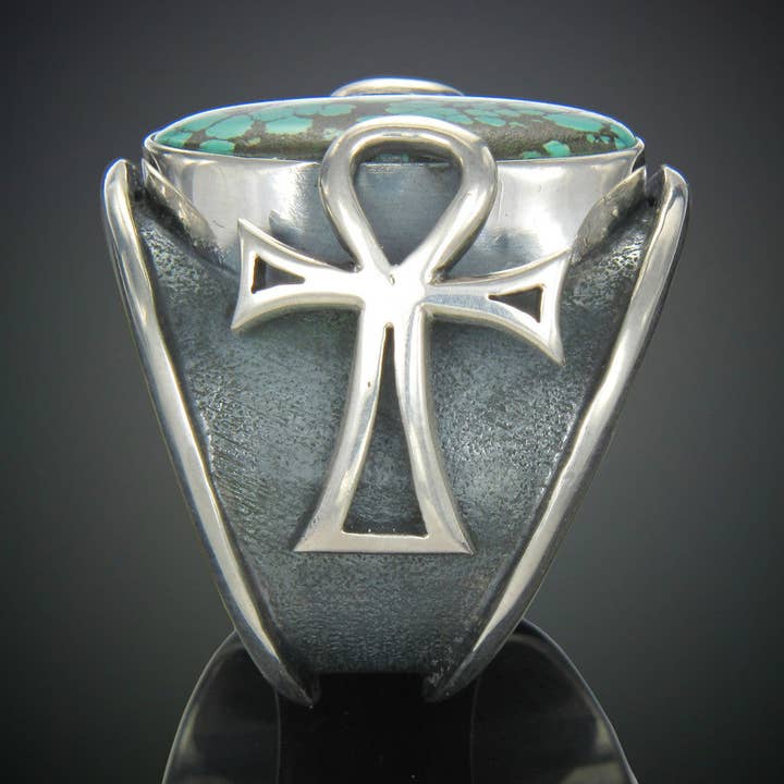 Ankh-ring med guldoverlejring for engroshandel hos Mercurious Designs