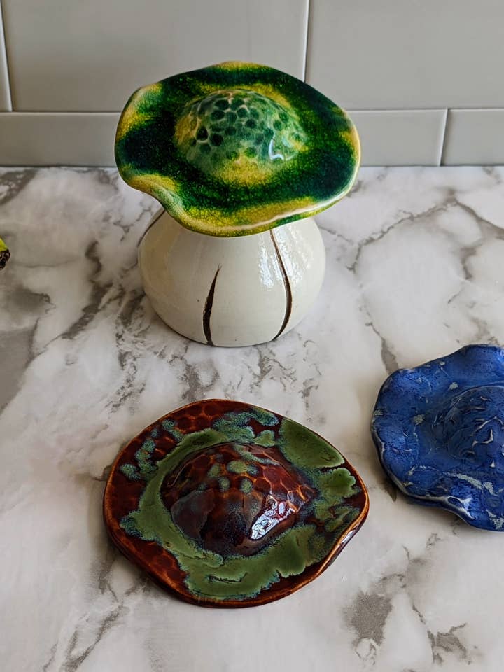 Shroom of Doom - Fruit Fly Trap for wholesale by Amaranth Stoneware Ltd