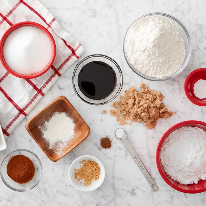 Red Velvet NYC - Wholesale DIY food kit - Gingerbread People DIY BAKING KIT3