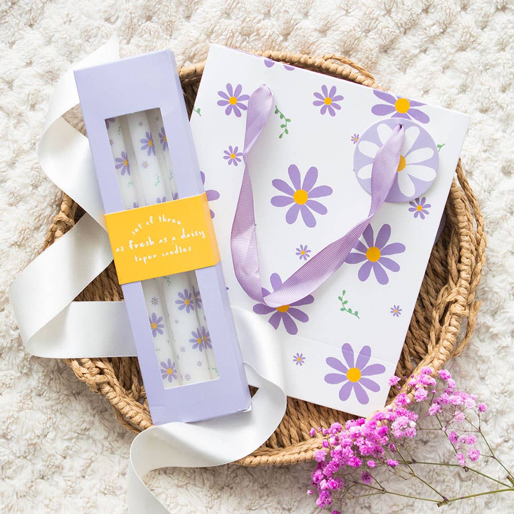 Something Different Wholesale – wholesale Tapered candle/candlestick – Set of 3 Purple Daisy Taper Candles5