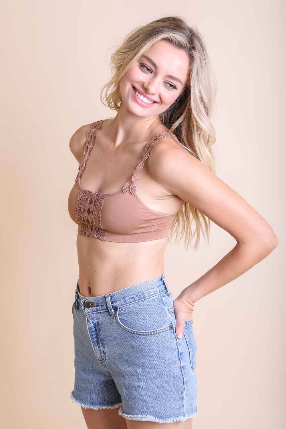 Leto Accessories - Vente Brassière – femme - Bralette en dentelle bohème douce avec détails appliqués 😍4