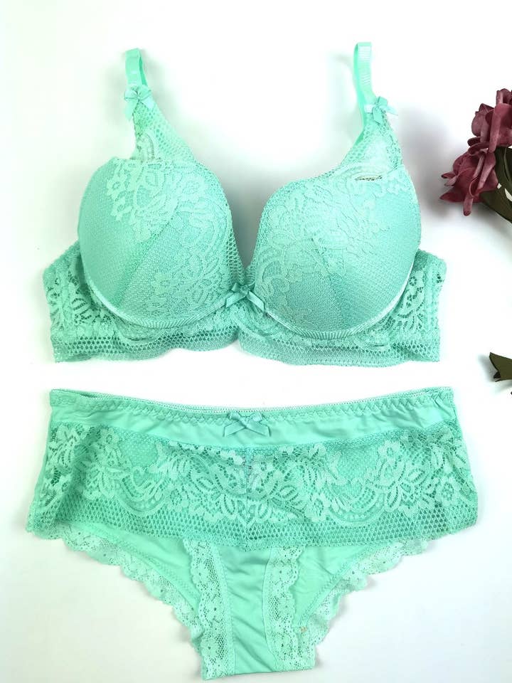 Belle Com'Elle - Wholesale Lingerie Set – women's - Cup C Bra and Panty Set/AZ160152