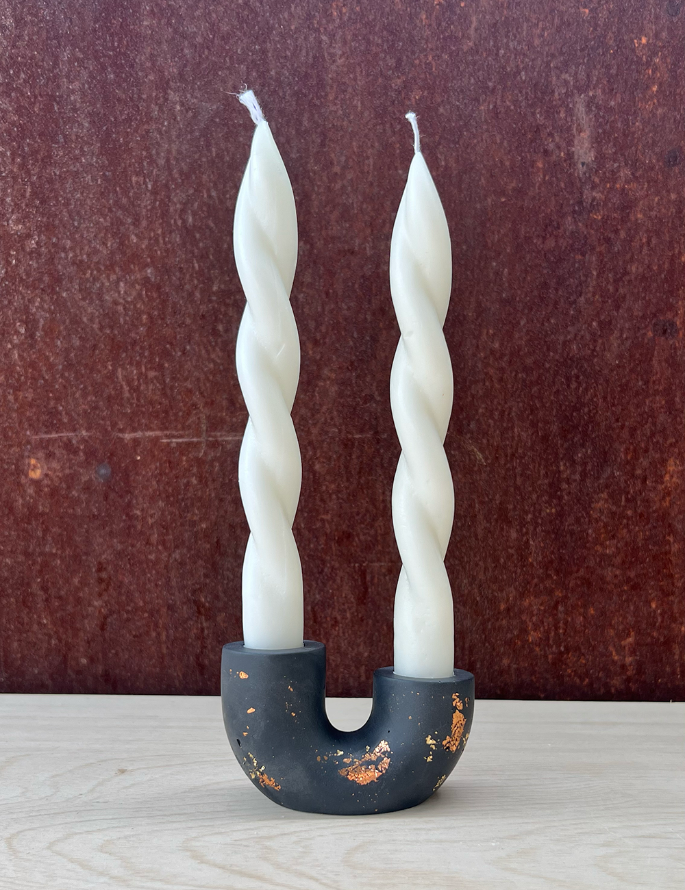 Well Hello Studio - Wholesale Candle Holder - Gold Rush U-Shape Candle Holder1