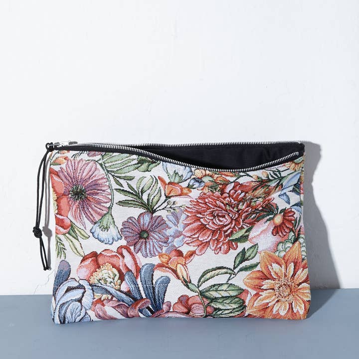 Eturel Madrid – wholesale Fodral för bärbar dator och surfplatta - Dam – Jacquard tyg datorväska med röda blommor