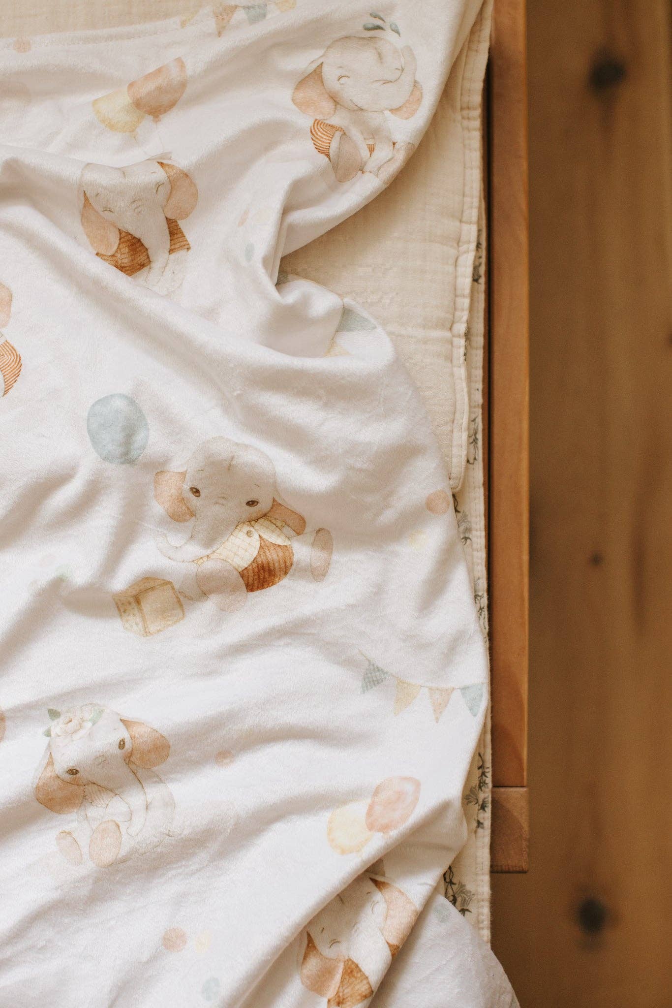 Shine on me Distribution - Wholesale Bedding Blanket - Kids & Baby - My Little Blanket - Jacques the elephant7