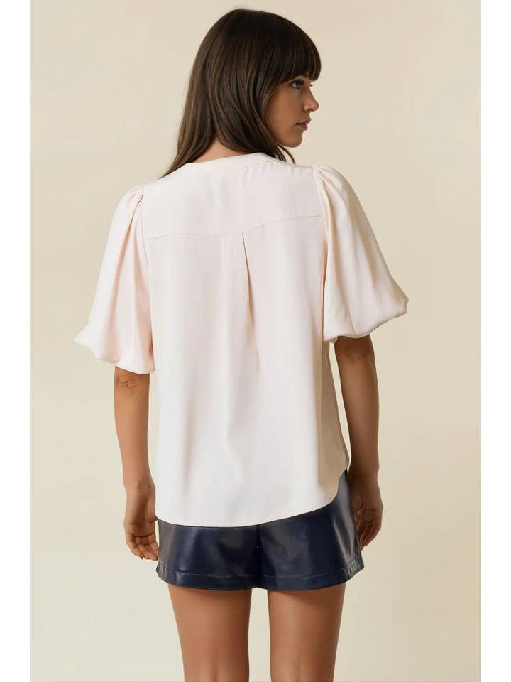 Doe and Rae - Wholesale Blouse - Women's - BUBBLE SHORT SLEEVE PINTUCK BUTTON DOWN BLOUSE - 44111T