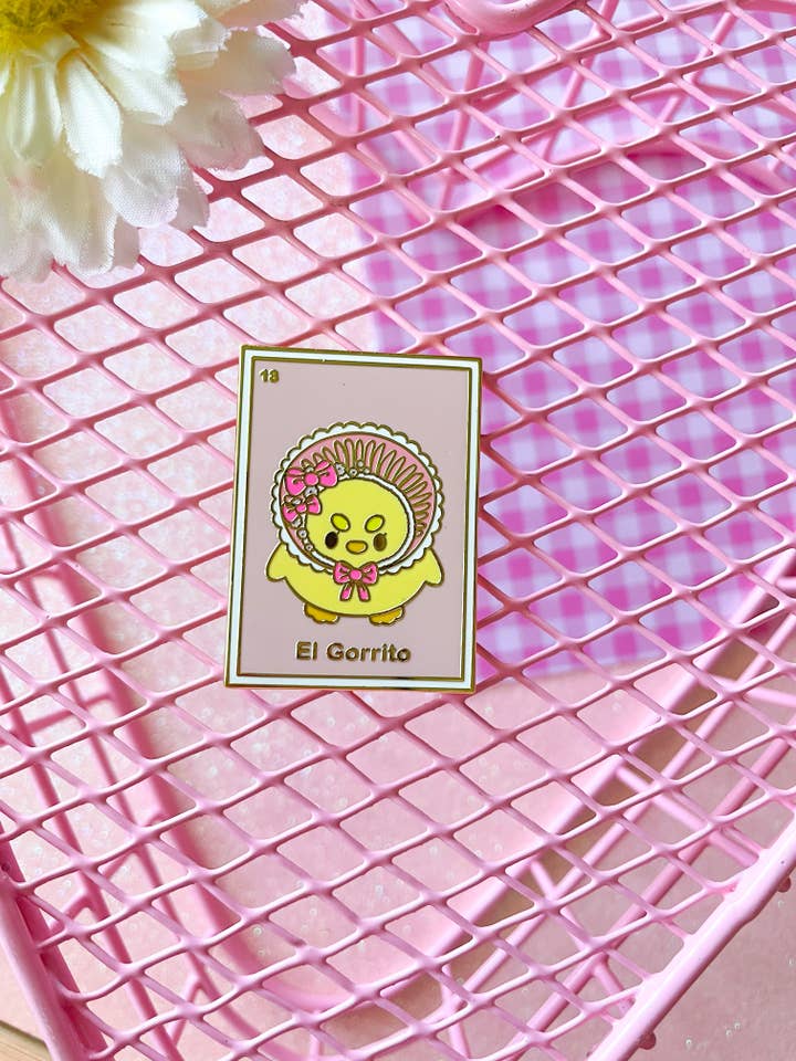 Épingle de loterie El Gorrito pour la vente par Basura Gang