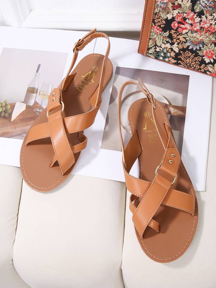 BELLICY / Cink-me - Wholesale Sandals - Women's - DM3UO-38, Faux leather sandals with cross straps and ring1