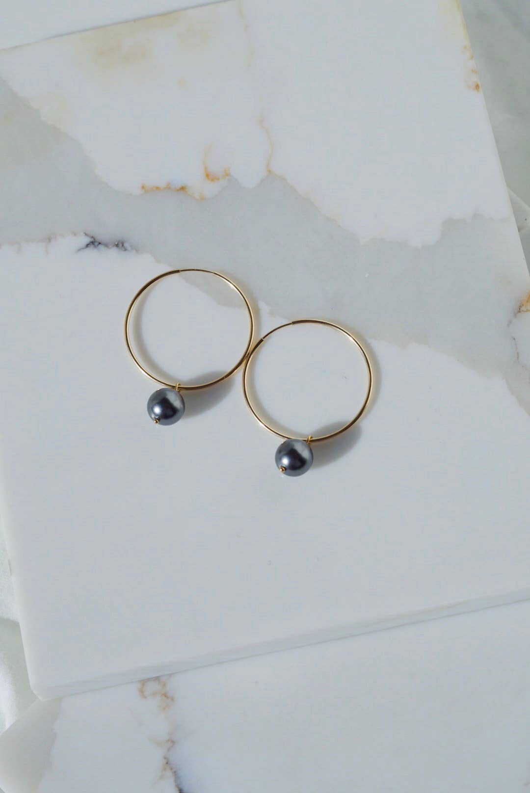 NOORNOIR - Wholesale Hoop Earrings - Clark Hoop Earrings- Black2