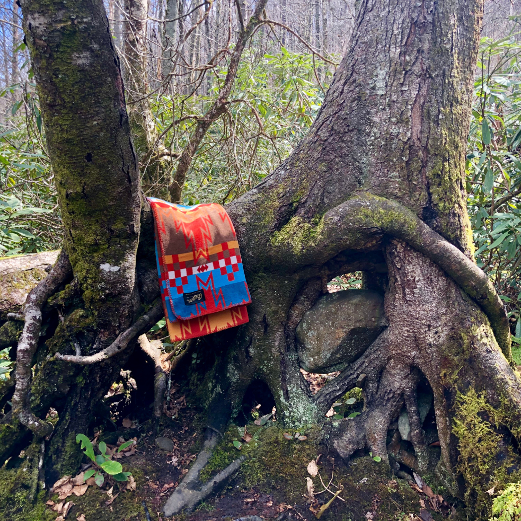 Follow Your True North - Wholesale Throw Blanket - Sun River Blanket5