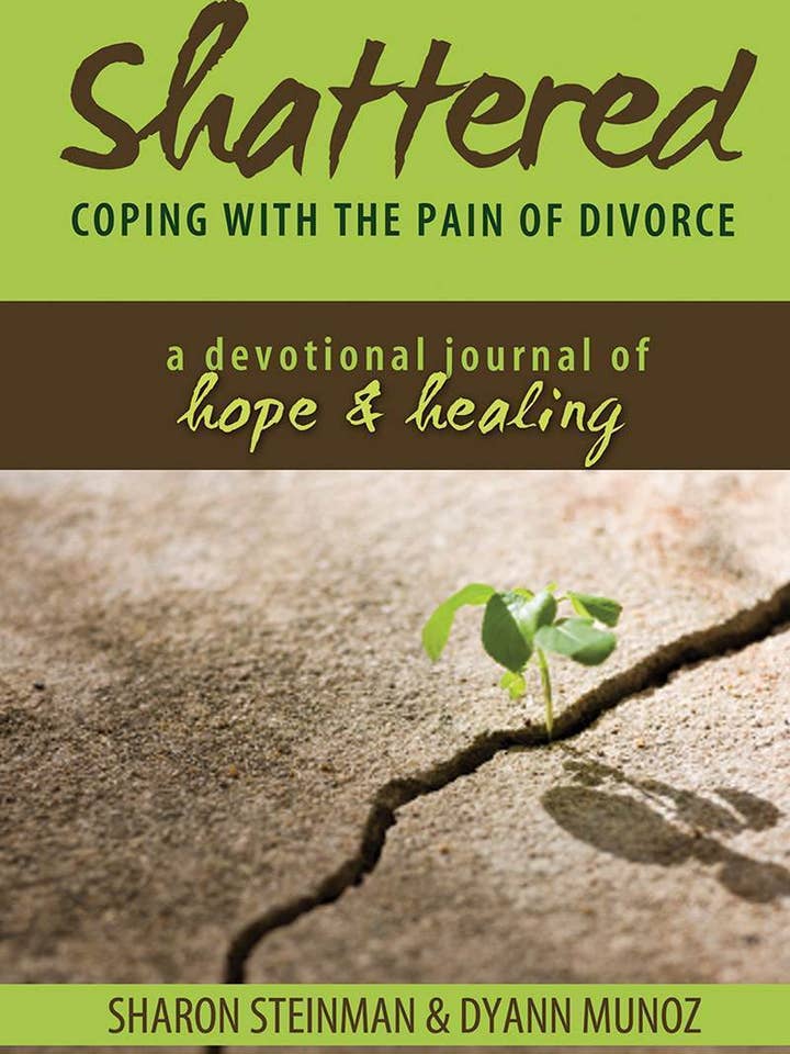 Shattered : faire face à la douleur du divorce pour la vente par Bayou Blend Apparel