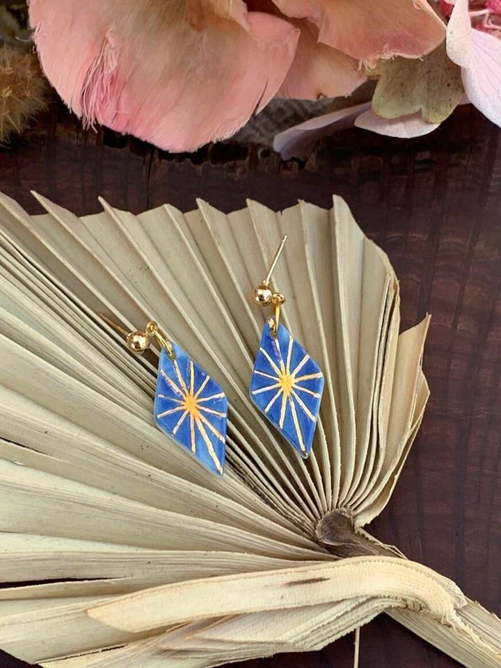 Cleo - Pendientes de porcelana con oro para venta al por mayor de Wolf and Clay Pty Ltd