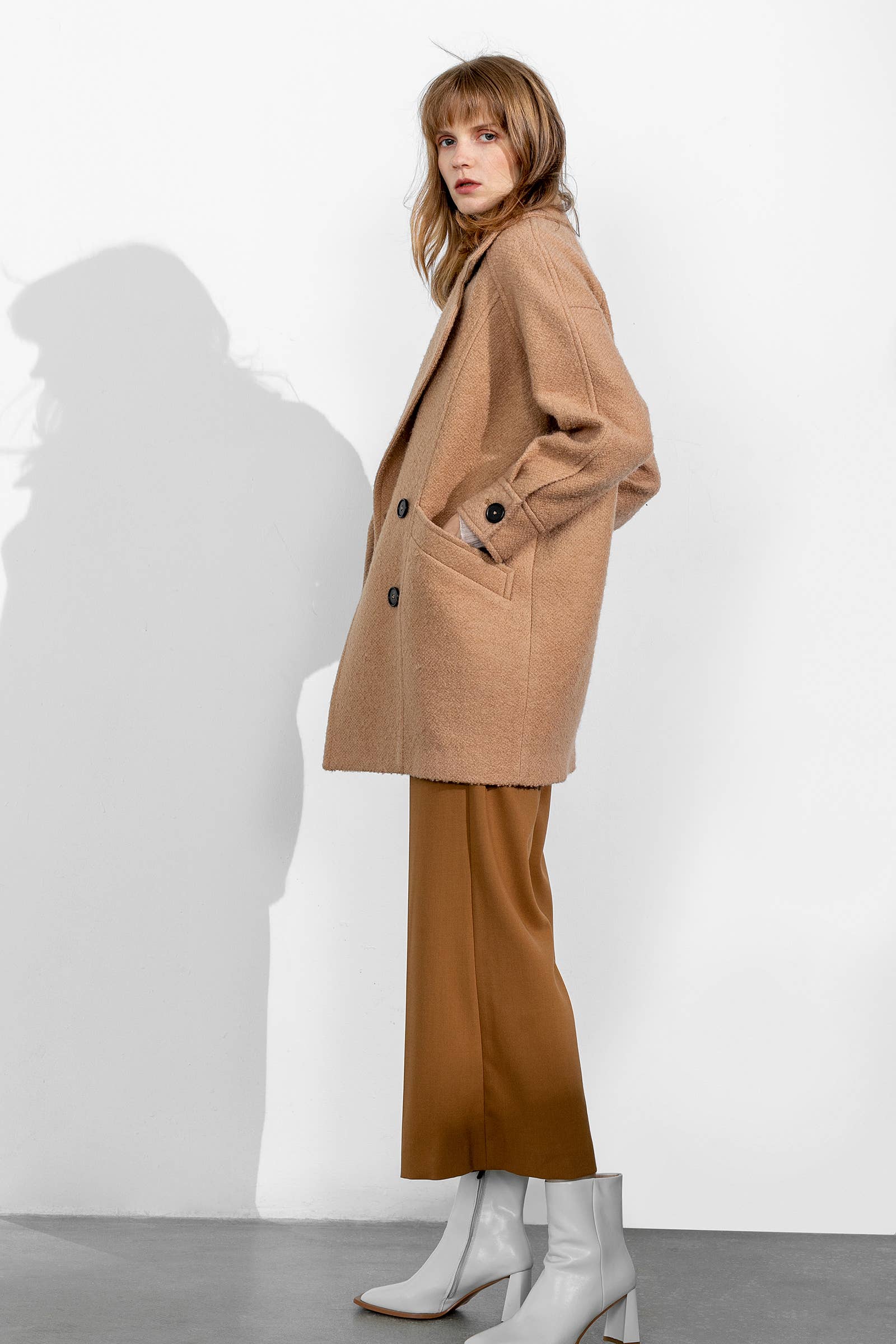 J.ING - Wholesale Coat - Women's - Teddy Coat (Ivory/SandyBrown)12