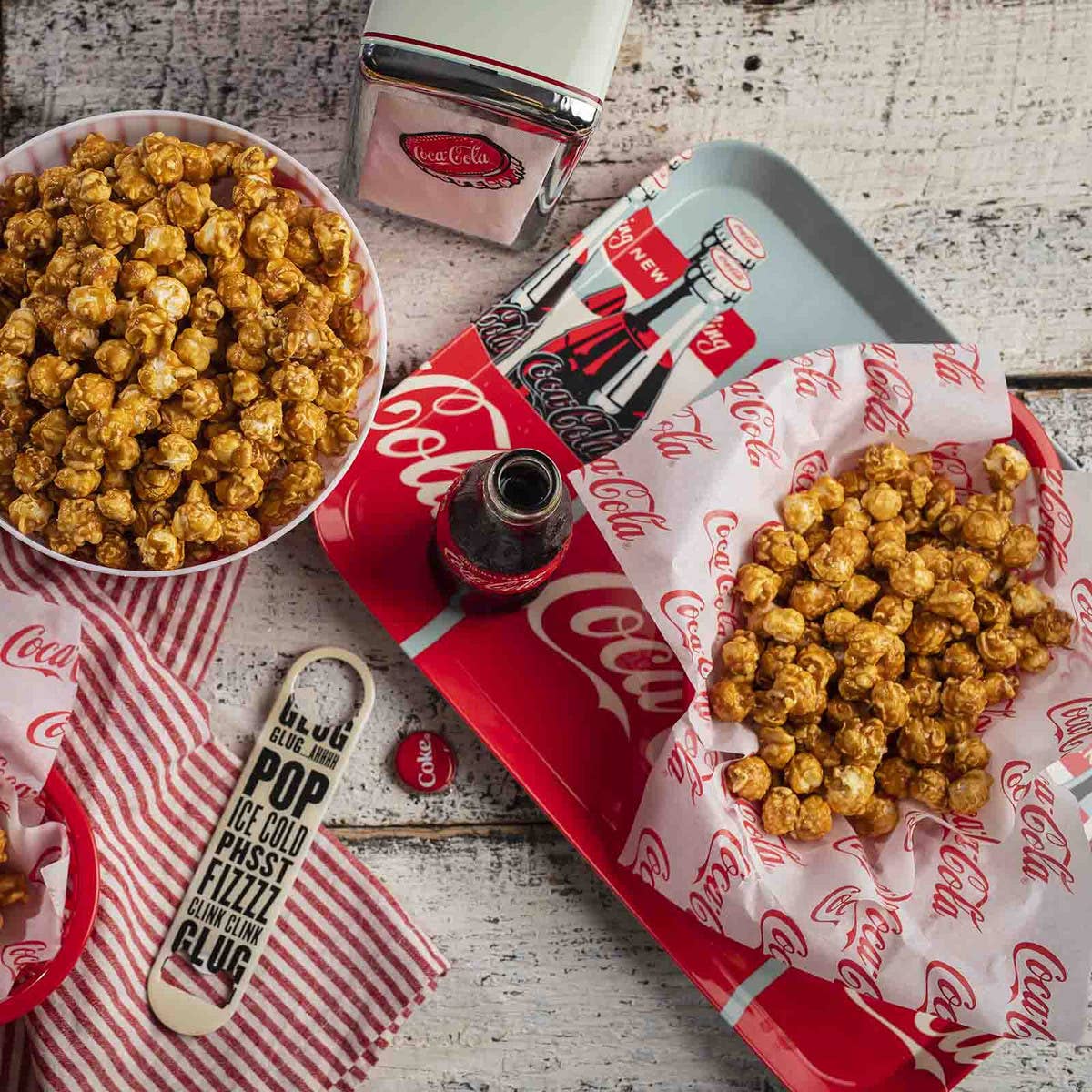 TableCraft Products Company - Wholesale Serving Tray - Coca-Cola ''6 Pack'' Graphic Serving Tray3