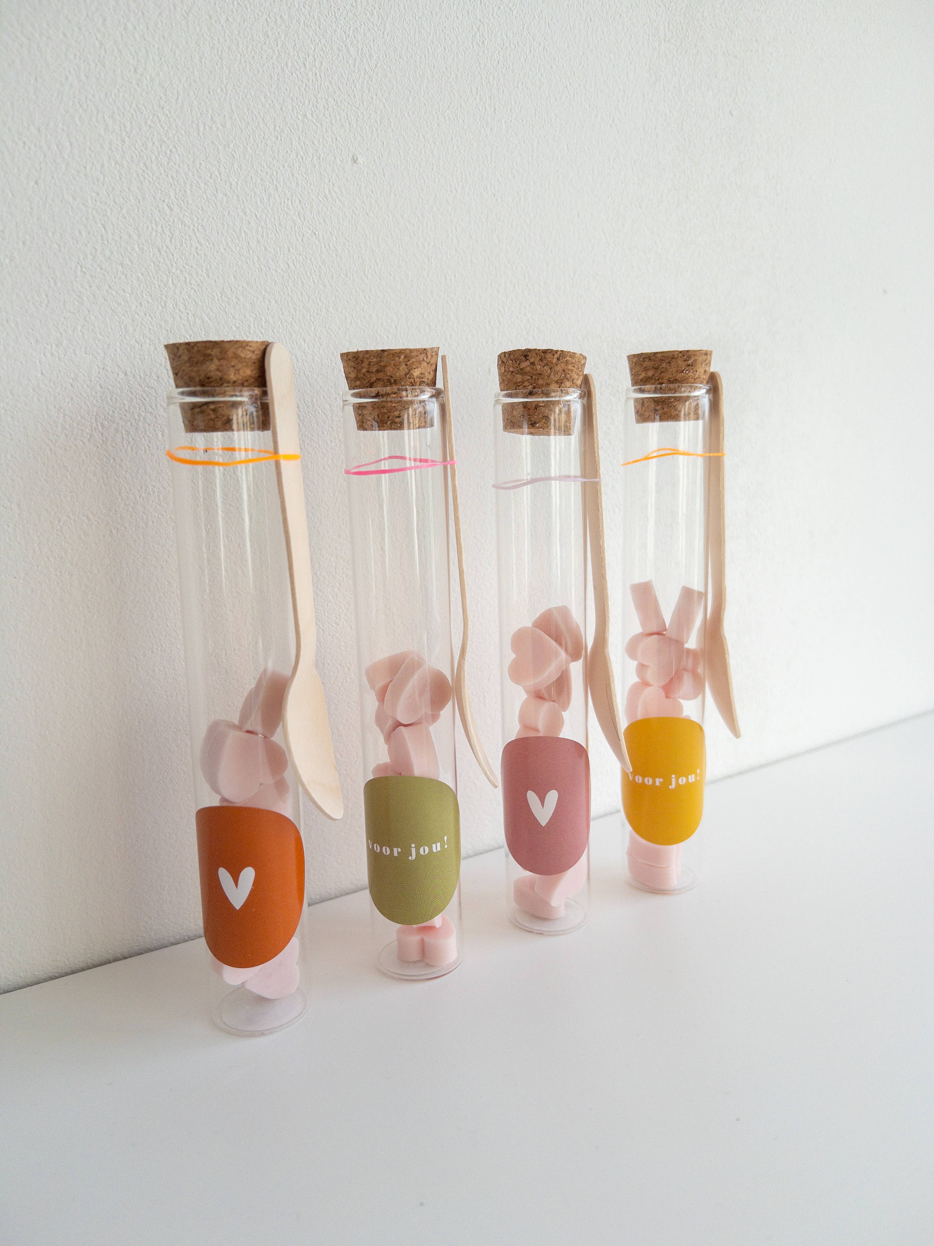 SEQ LIFESTYLE - Wholesale Party Favor - Gift tubes Soap hearts4