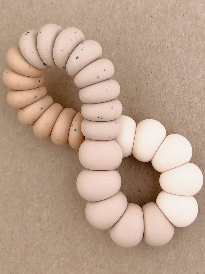 Bouchon de dentition pour congélateur - Twist | Willow pour la vente par Little Chew