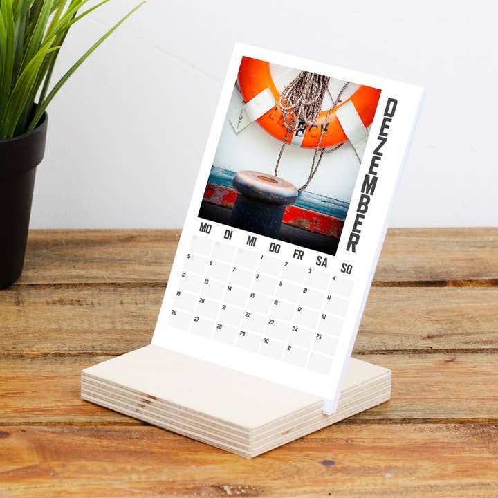 Stick the Lübeck 2022 calendar for wholesale by Kila-Photography - Deine Stadt auf Holz