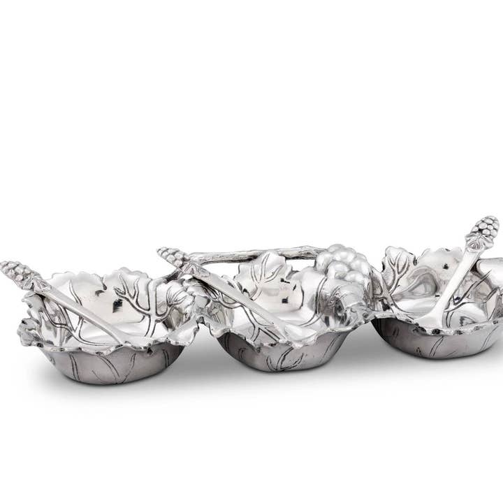 Arthur Court - Wholesale Serving utensil - Grape Condiment Server1