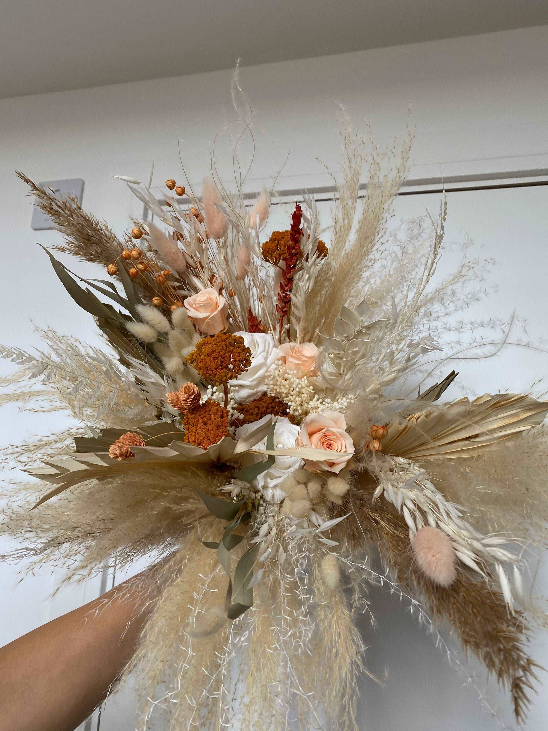 Hidden Botanics - Wholesale Dried/Pressed Flowers - Dried Flowers Bridal Bouquet - Burnt Orange & Cream No. 87