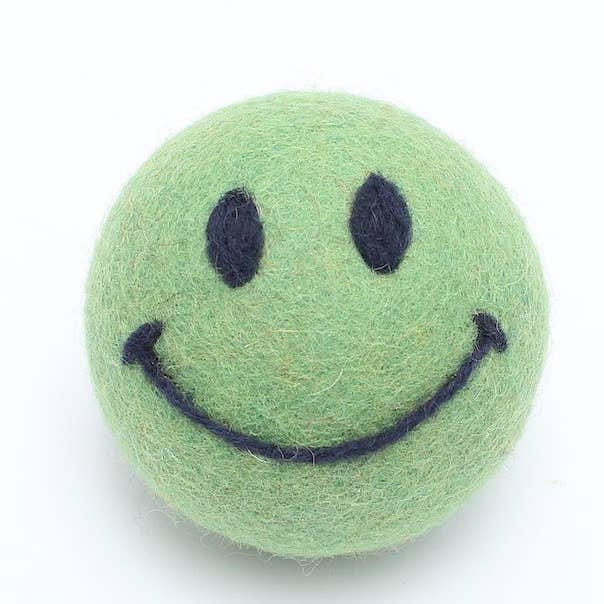 Ethical Global - Wholesale Dryer Balls - Smiley Face: Eco Wool Dryer Balls Fair Trade1