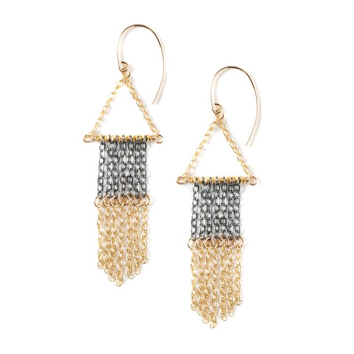 GIANNA blandede metalfrynseøreringe for engroshandel hos Kate Winternitz Jewelry