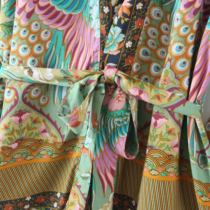 Rosa Clothing - Vente Kimono – femme - Kimono à nouer à la taille avec imprimé paon de plage bohème vibrant4