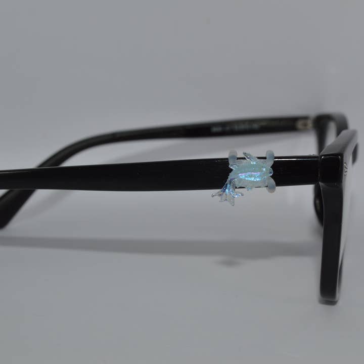 Iridescent Fish Eyedeco Charm for wholesale by Www.eyeglasssesdecorations.com