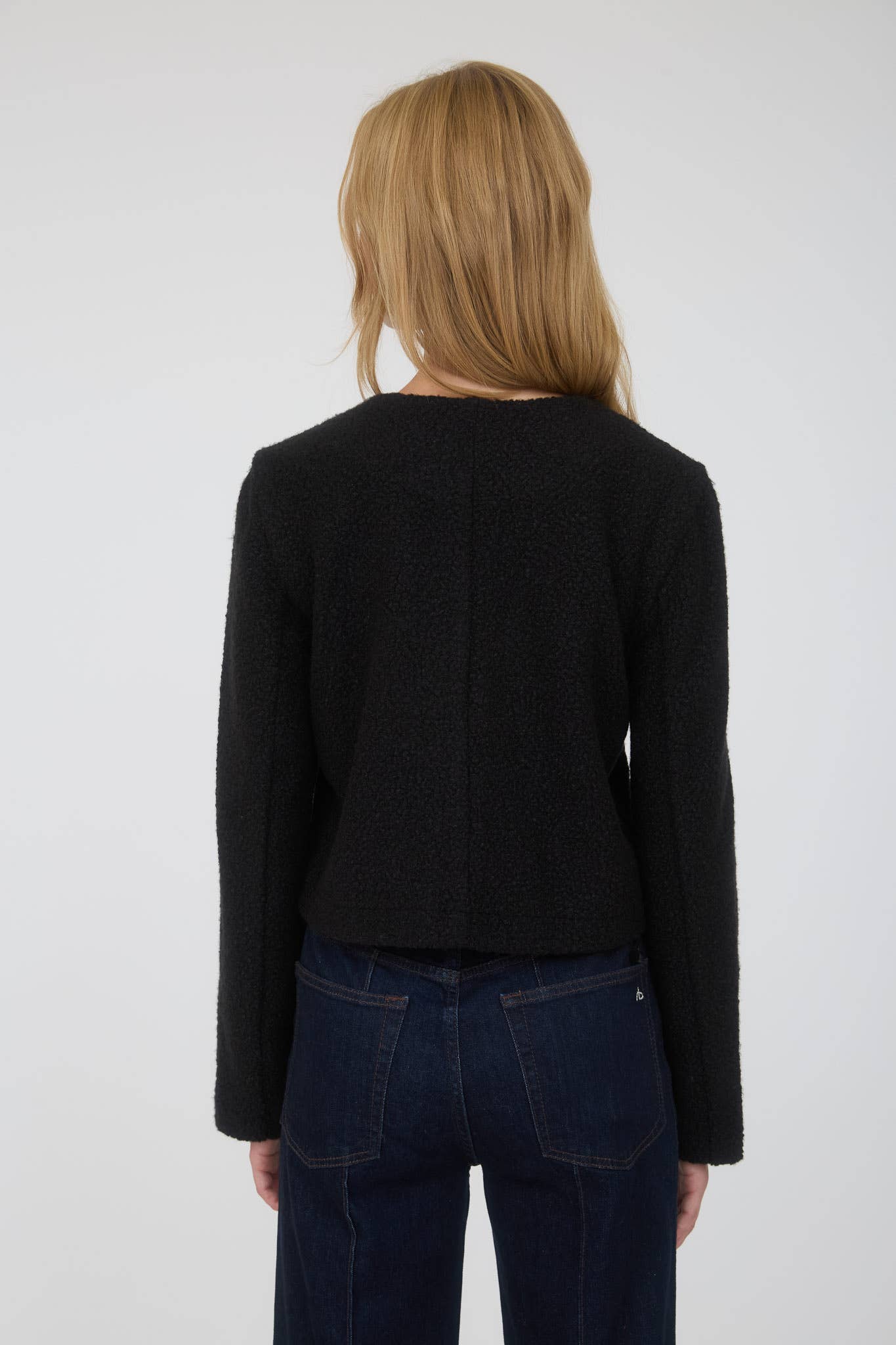 The Workshop Studio - Vente Veste – femme - VESTE EN TWEED UNIE À BOUTONS1