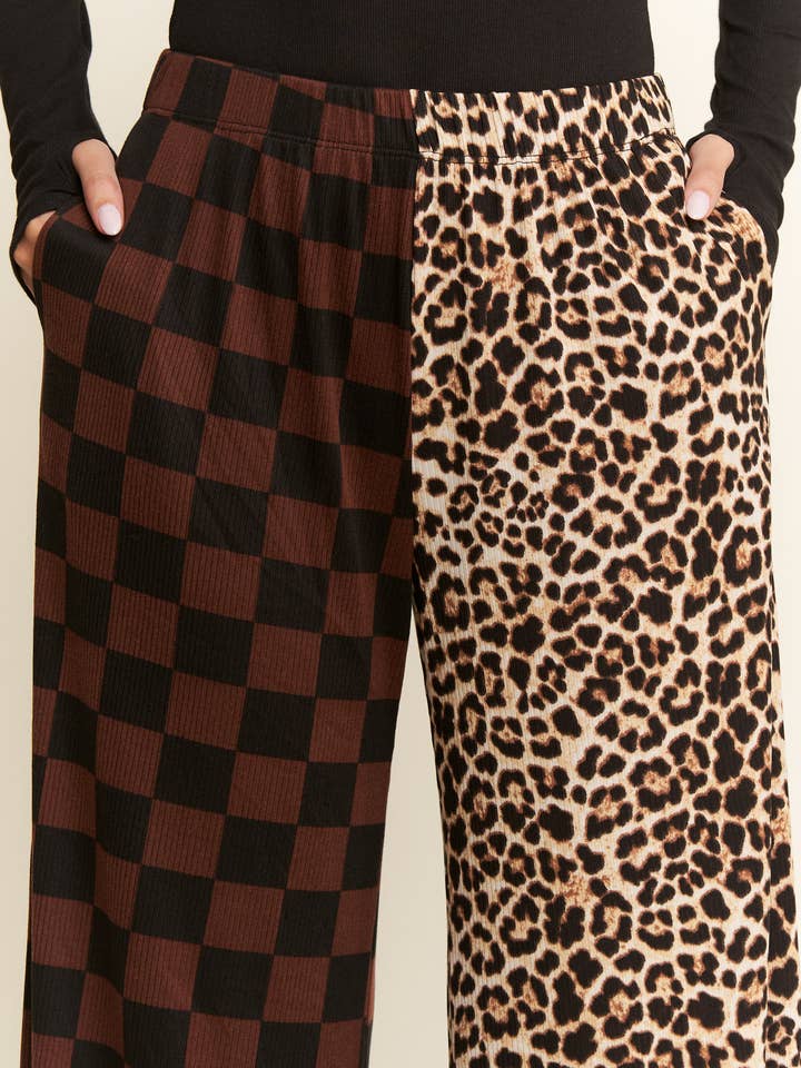 MOCHA SPLIT DECISION LEOPARD-CHECKERED PANTS for wholesale on Faire5
