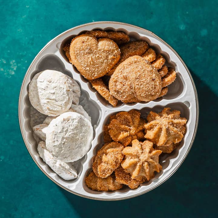 TASTING SET- Mexican Cookies and other Purchase Wholesale aretes en acero inoxidable. Free Returns & Net 60 Terms on Faire trending on Faire.