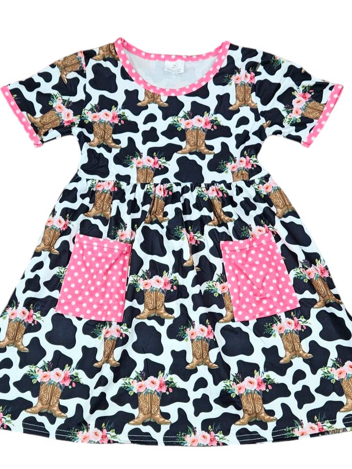 Moo Boots Kurzarm-Milchseidenkleid mit Taschen für den Großhandel von Great Lakes Kids Apparel