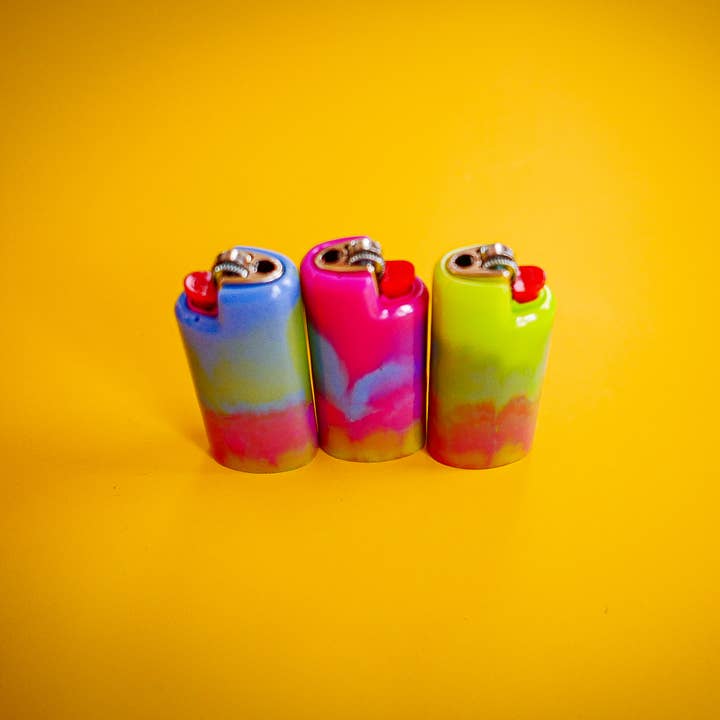 Resin at the Disco – Großhandel Feuerzeug – Gino Feuerzeughalter aus Harz mit austauschbarem Bic-Feuerzeug3