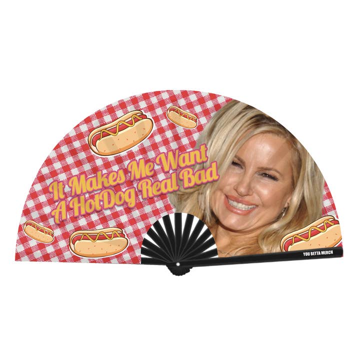 Det får mig virkelig til at ville have en hotdog-fan. for engroshandel hos You Betta Merch