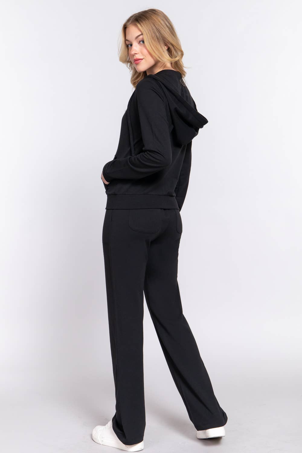 Active Basic | Active USA - Wholesale Lounge Set - Women's - Long Sleeve Hoodie Jacket & Pants Sweatsuit Set  19