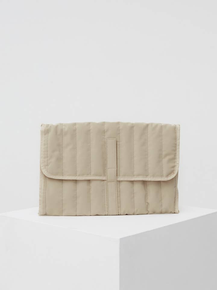 The Travel Changing Mat - Cream for wholesale by Philé