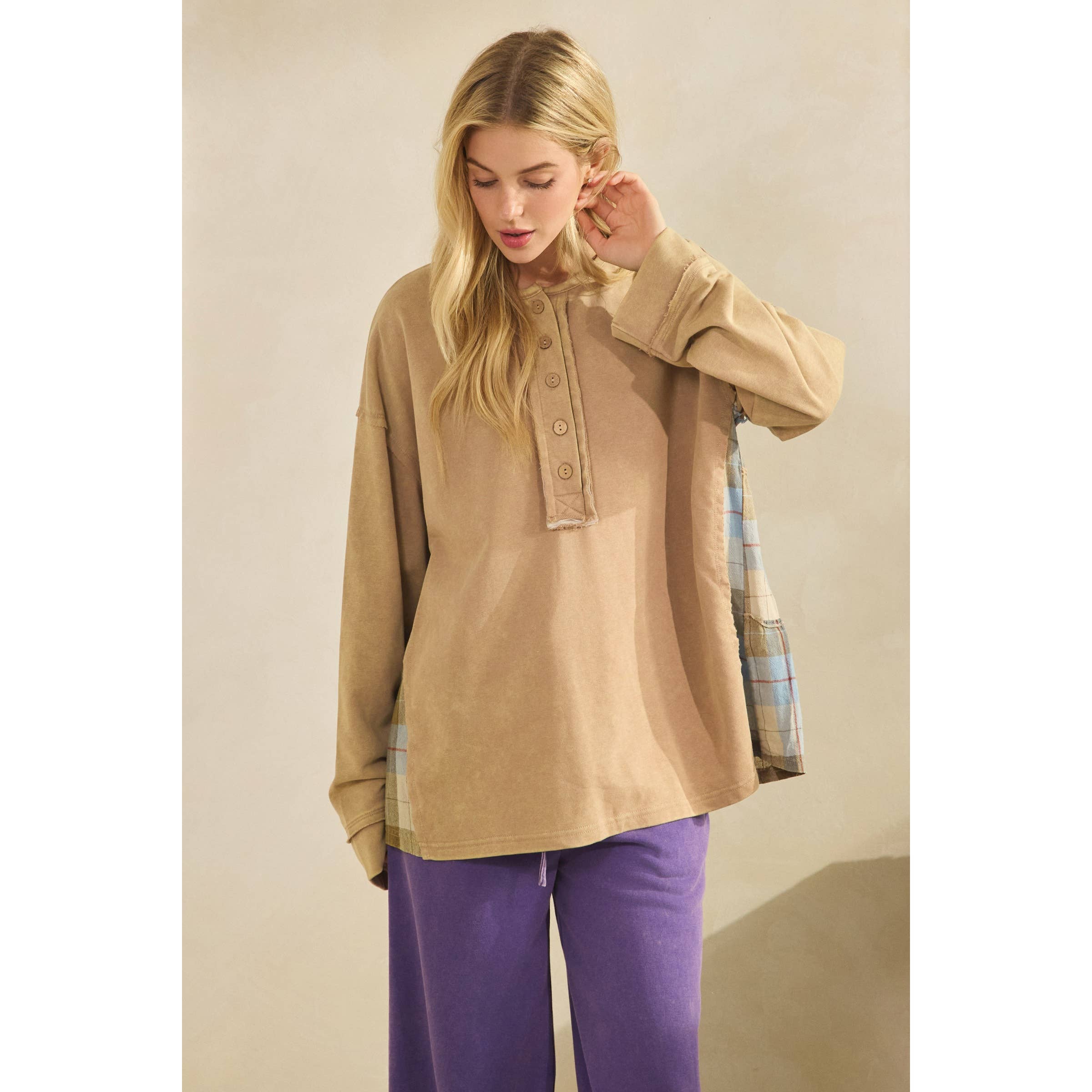 NATURLIGA RUSTIK CHARM RUTIG KONTRASTTOPP (ST7989-) för wholesale på Faire7