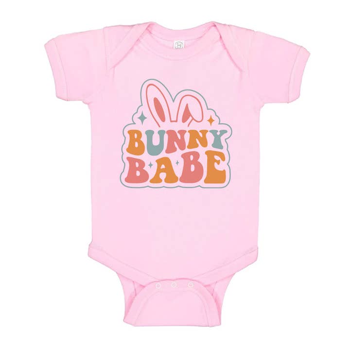Itsy Bitsy Bella Co - Vendita all'ingrosso Tutina (senza piedini) - Neonati - Bunny Babe Divertente tutina pasquale per bebè1