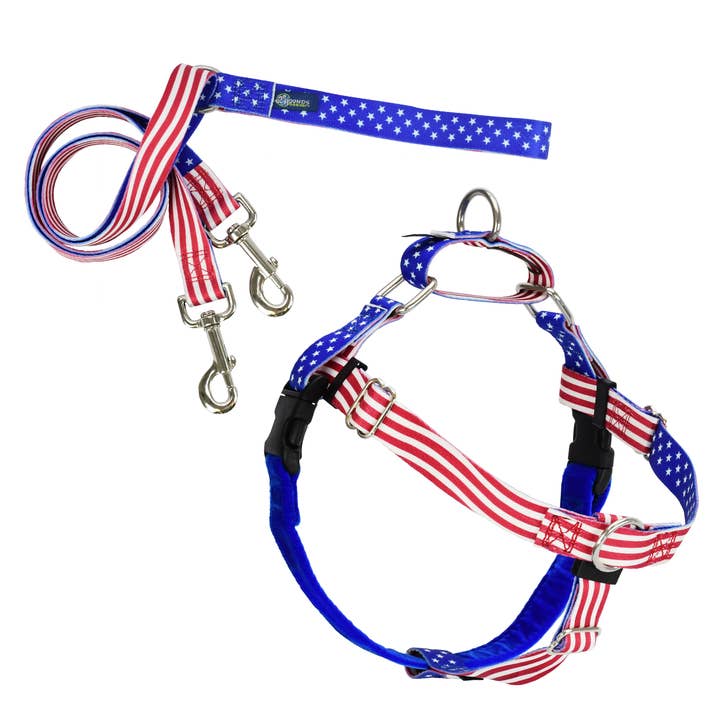 Arnês sem puxar com trela EarthStyle Star Spangled Freedom por atacado de 2 Hounds Design