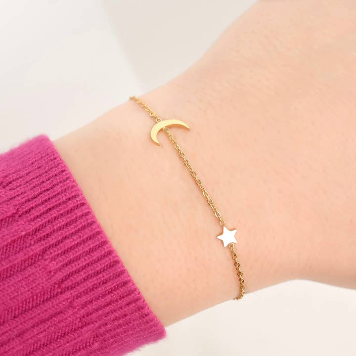 Moon Star Bracelet - 18K Gold PVD Plated Star Bracelet for wholesale by Blueyejewelry